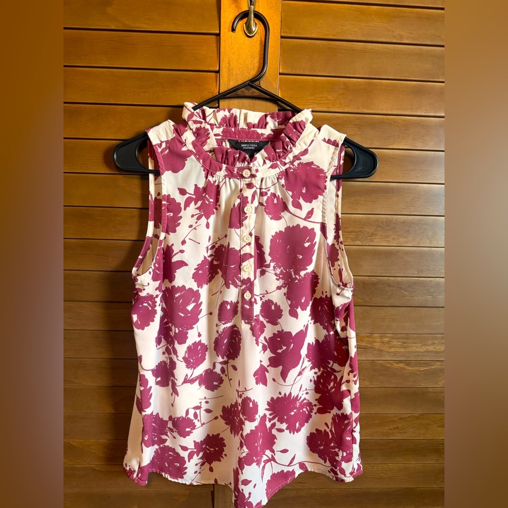 Simply Vera- Dressy sleeveless top